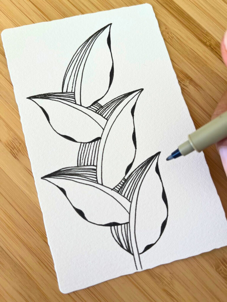 Image présentant des ajouts de formes organiques et arrondies sur le motif Zentangle, exemple tiré du blog Jijihook.